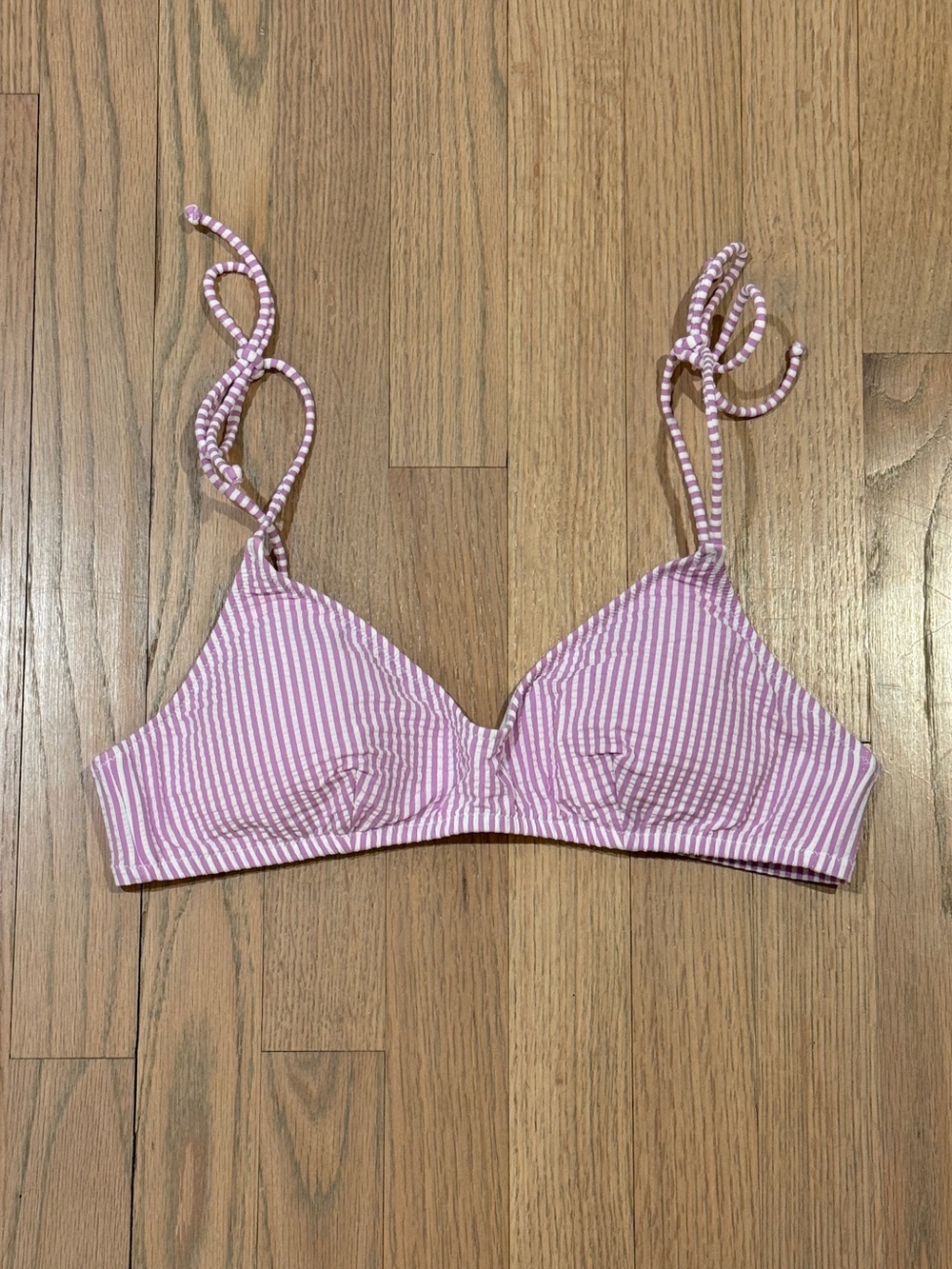 LIKE NEW J.Crew Purple and White Striped Seersucker Bikini Top, Size Medium